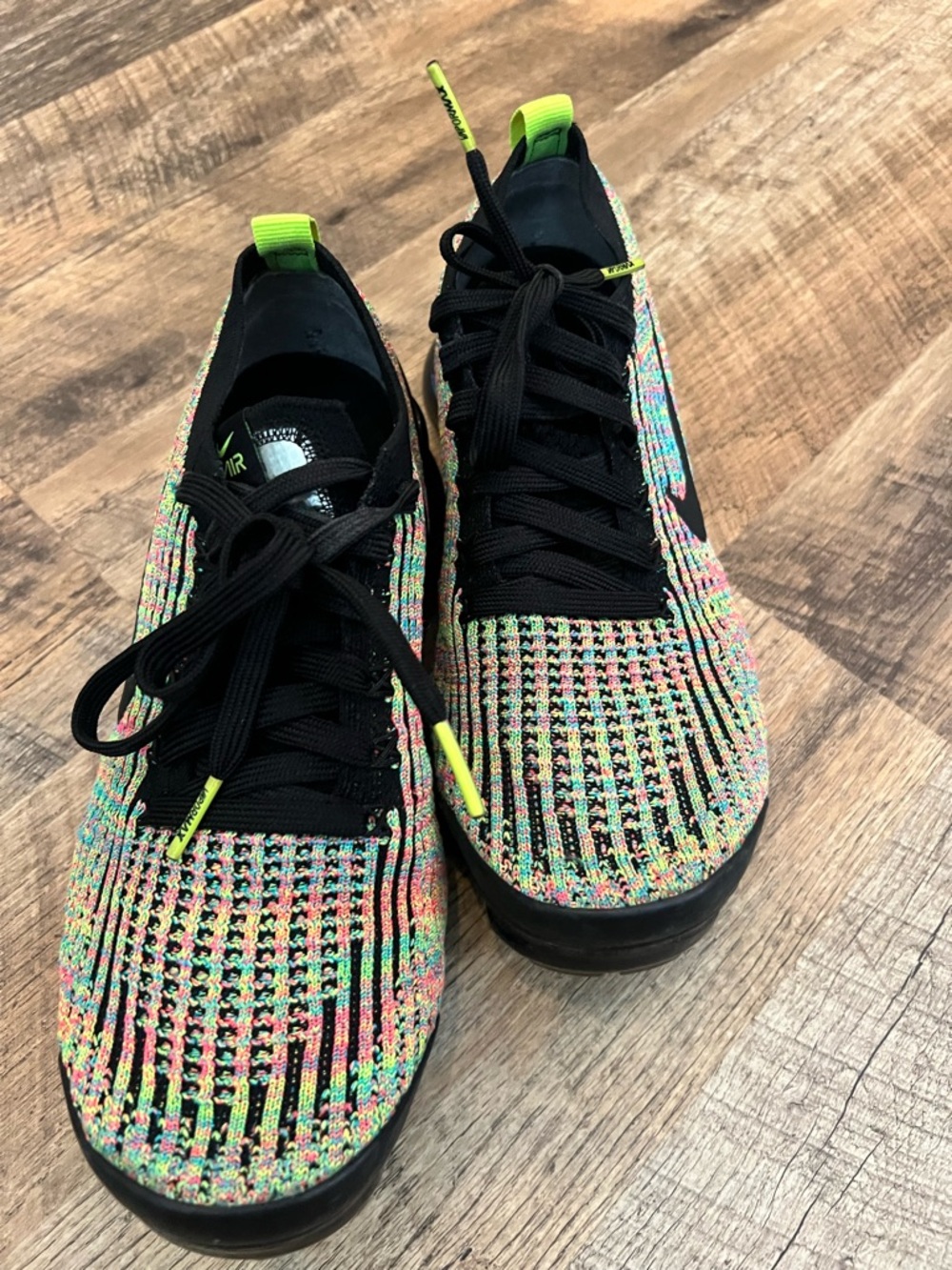 Nike Women’s VaporMax Flyknit Multi-Color Athletic Shoes - Picture 3 of 11
